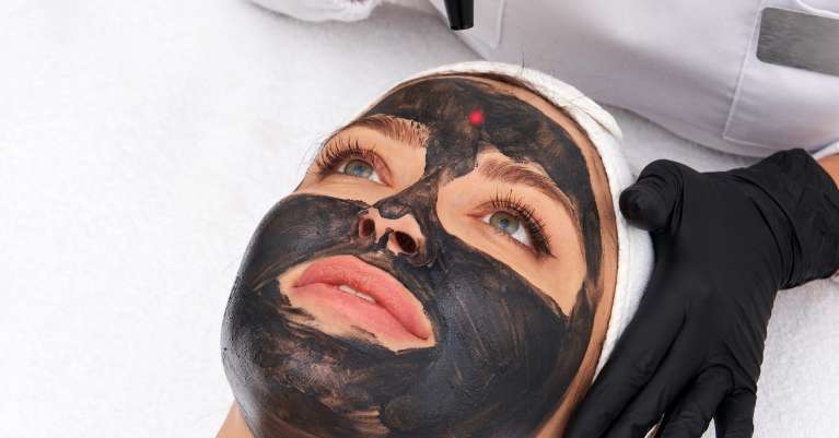 Összességében a carbon peeling kezelés egy hatékony és innovatív módszer a bőrproblémák kezelésére.