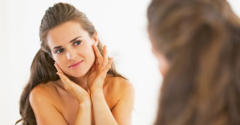 Az SQT biomikrotűs kezelés Érden egy innovatív módszer a bőr barrierének védelmében és regenerálásában.