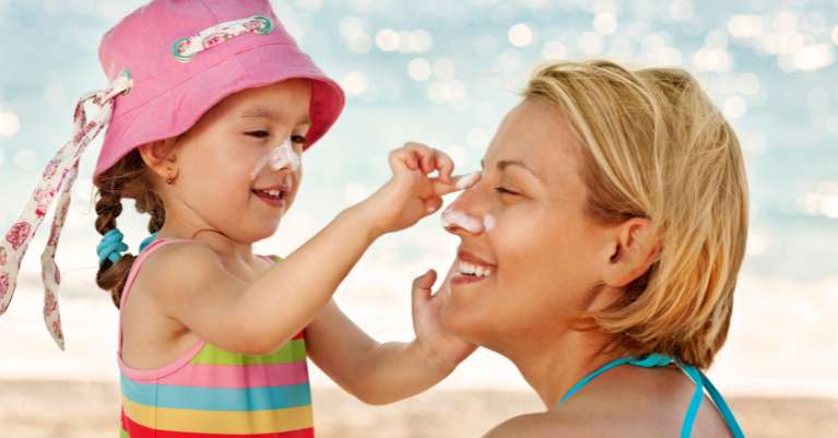 A fényvédelem: Előzzük meg a bőr ráncainak kialakulását